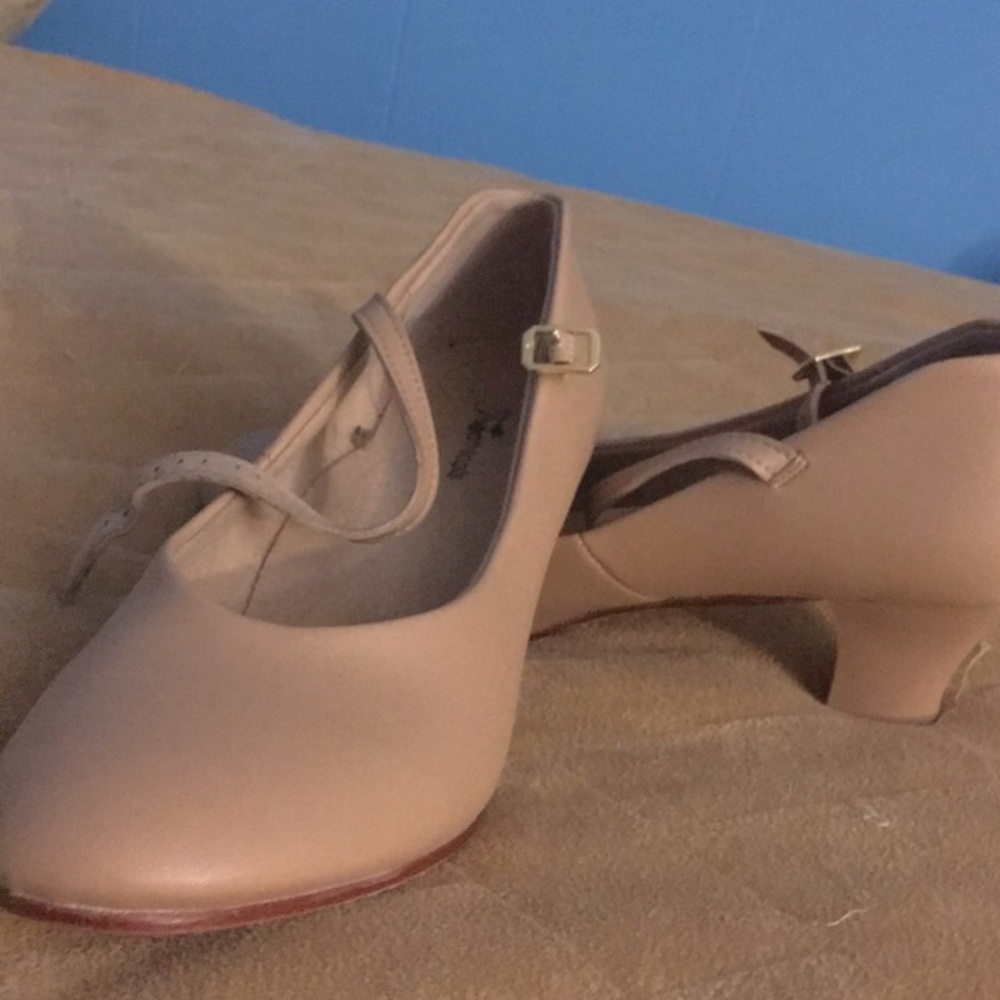 Theatrical shoes